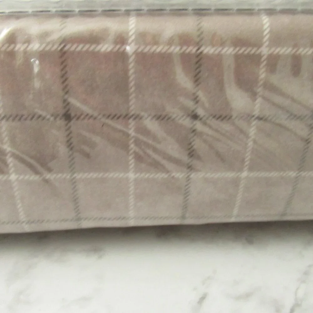 Chaps Sheets Queen Size‎ Beige Plaid Wrinkle Resistant Ultra Soft 6 Piece Set